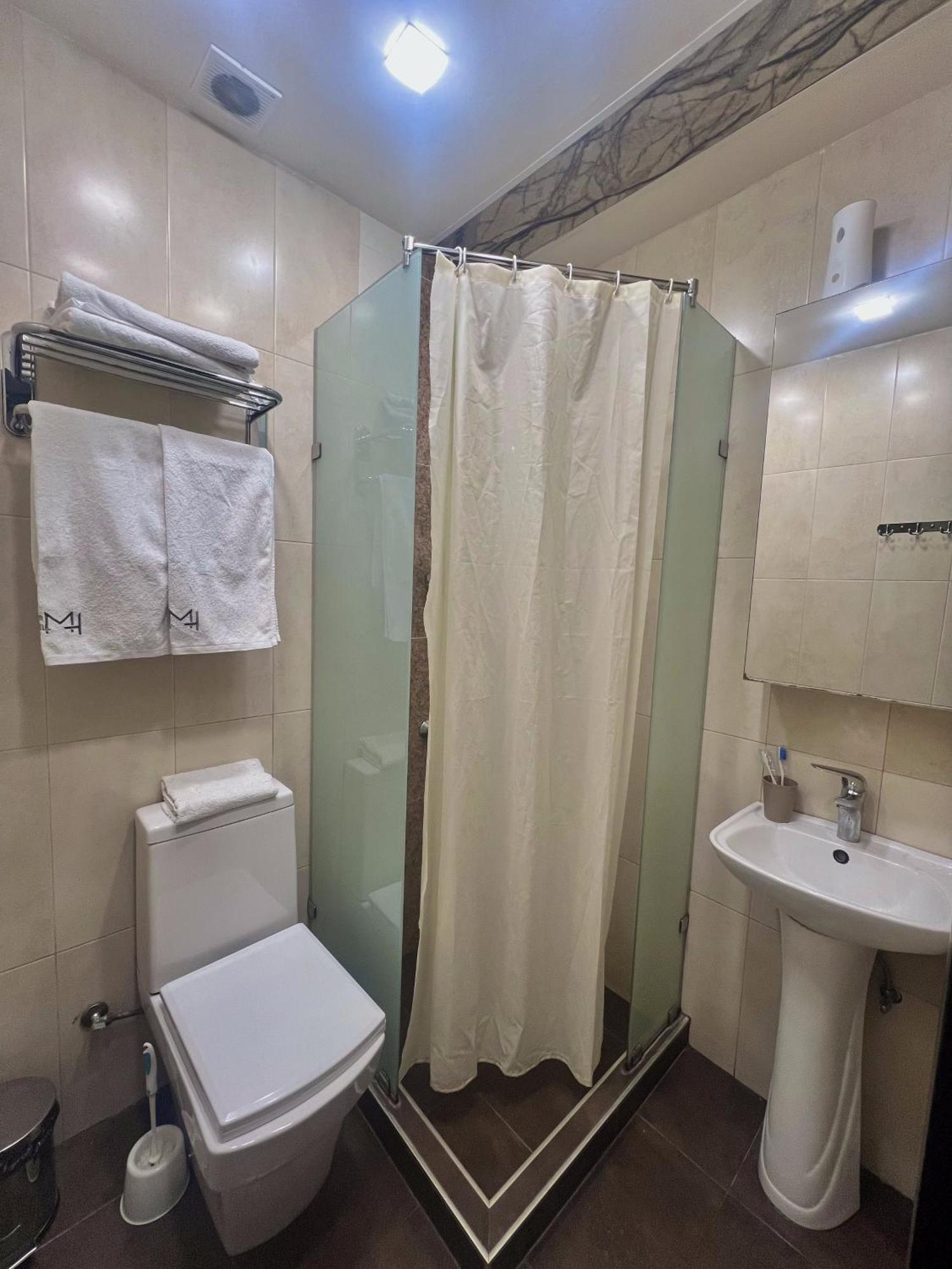 Mashtots Hotel Jereván Kültér fotó