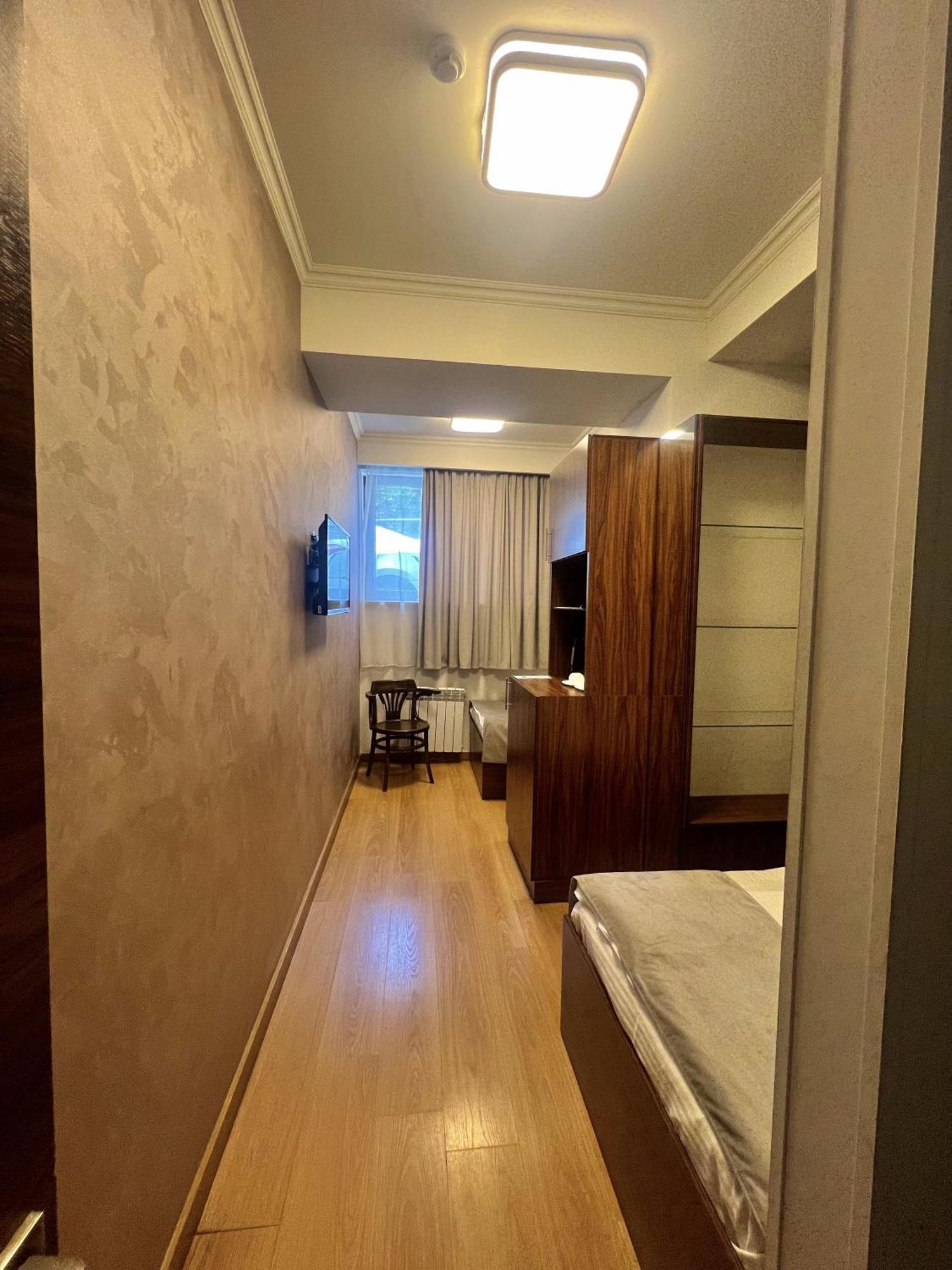 Mashtots Hotel Jereván Kültér fotó