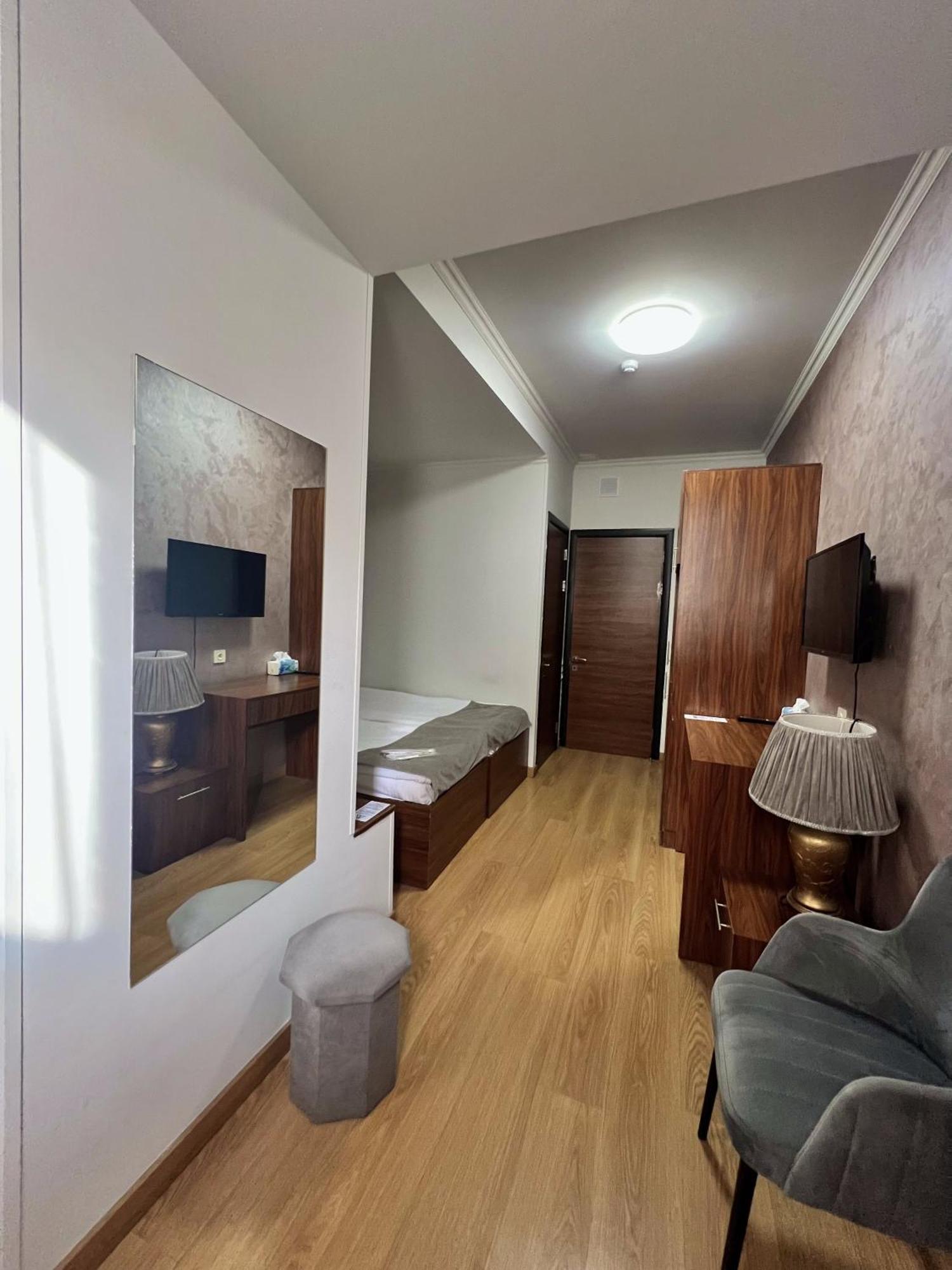 Mashtots Hotel Jereván Kültér fotó